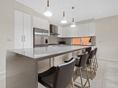 24 Eber Avenue, Elizabeth Hills