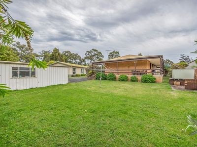 42 Rasmus Avenue, Mallacoota