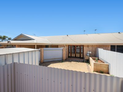 2/33 George Street, Kalgoorlie