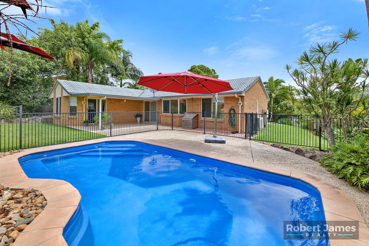 7 Deal Court, Tewantin