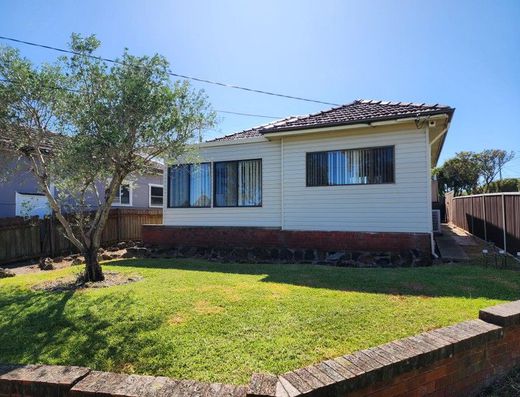 31 Centenary Rd, Merrylands