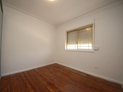 1 Laurel Street, Carramar