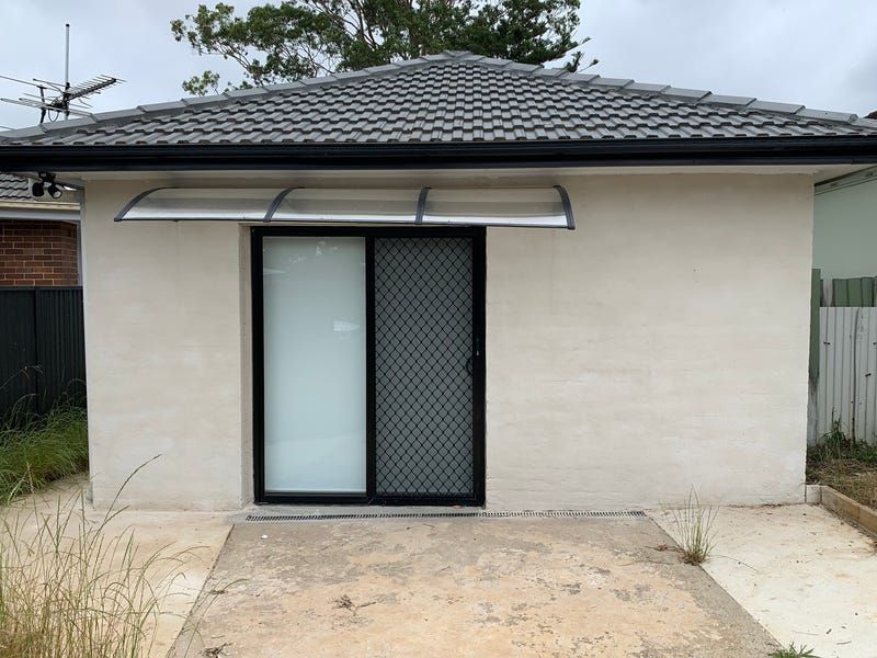1A Strathdarr Street, Miller