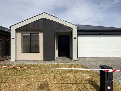 10 Goldfinch Road, Winter Valley