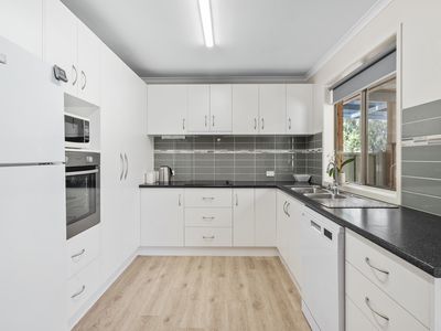 26 Bruton Street , Tocumwal