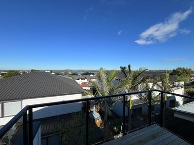 14A Gulf Crest, Bucklands Beach