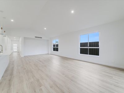 29 Burton Drive, Tahmoor