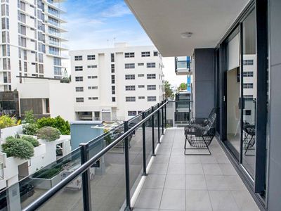 402 / 25 First Avenue, Mooloolaba