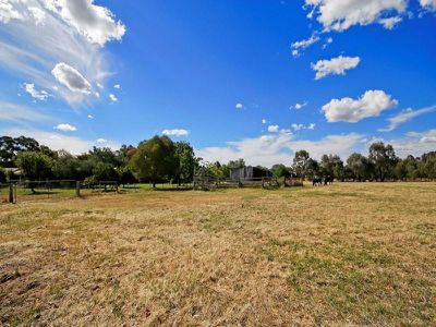 33 Kalinya Road, Wangaratta South