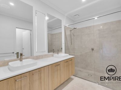 141 Yeungroon Boulevard, Clyde North