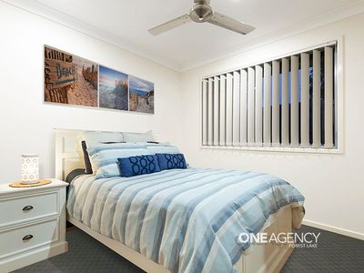 9 Dinnigan Crescent, Durack