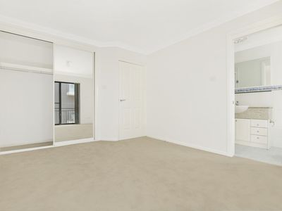 4 / 9 Stewart Street, Wollongong
