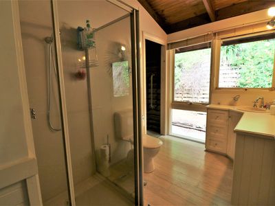 8387 GV Highway, Trawool