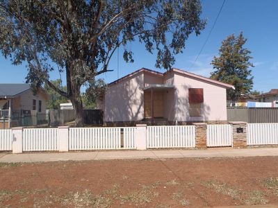 22 Lunar Avenue, Dubbo