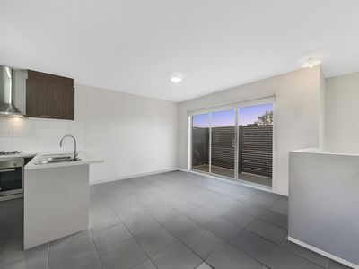20 / 5 Thomas Carr Drive, Tarneit