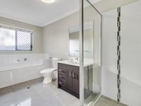 11 Kate Court, Chuwar