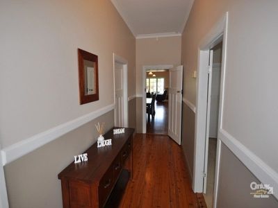 30 Jubilee Street, Dubbo