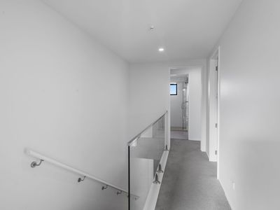 17 Eminence Drive, Northwood