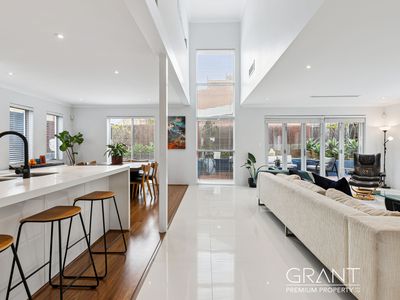 2 Japonica Way, Murdoch