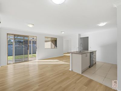 17 Primrose Drive, Hamlyn Terrace