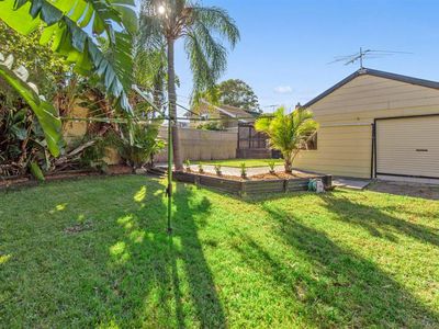 35 Crammmond Boulevard, Caringbah