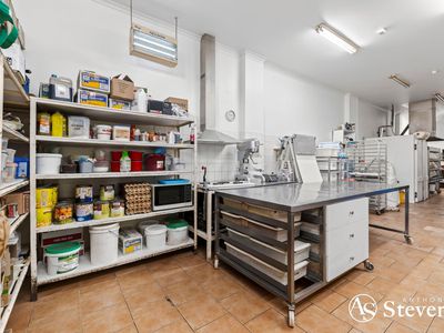 Romsey Hot Bread - Prime Regional Location with High Passing Traffic