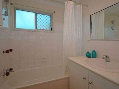 1 / 786 Boat Harbour Drive, Urangan