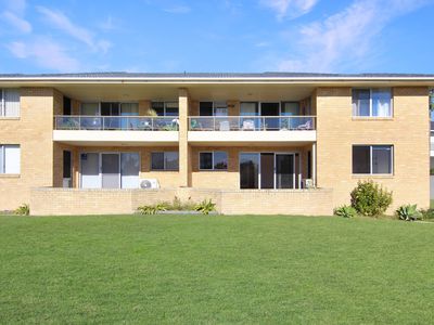 1 / 94 HEAD STREET, Forster