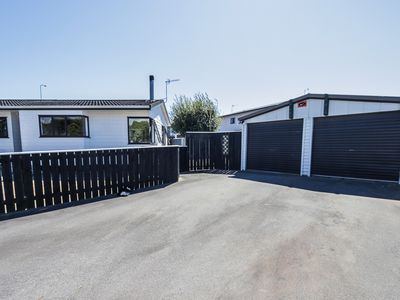 3 Robert Grove, Paraparaumu