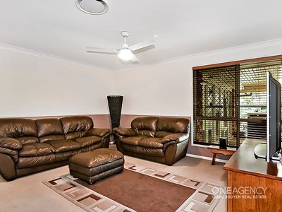 86 Woodcrest Way, Springfield