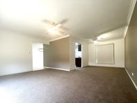 94 Sunview Road , Springfield