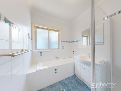 7 Brigalow Avenue, Dubbo