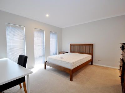 8C Fry Place, Woodlands