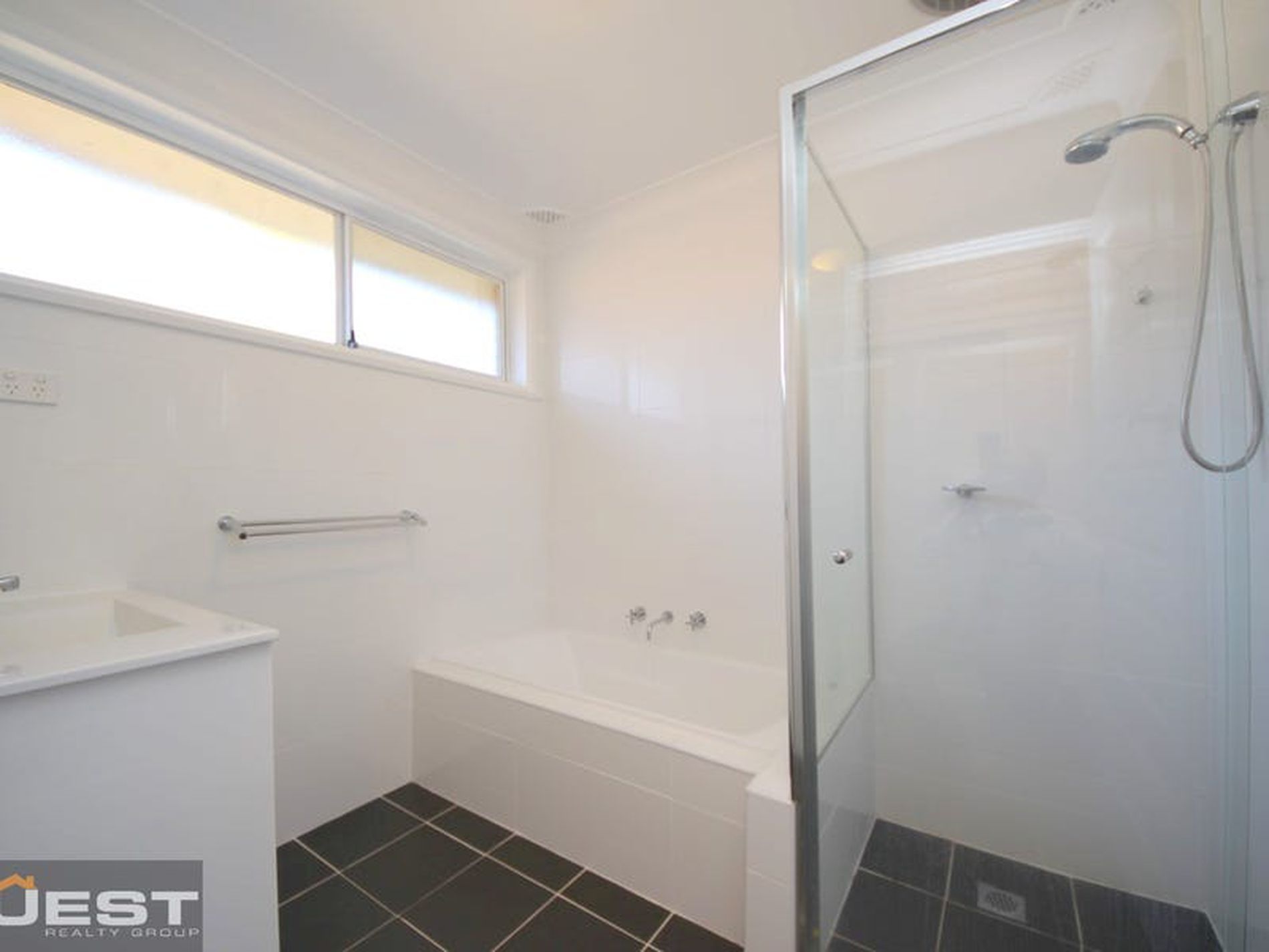 31 Harvey Avenue, Moorebank