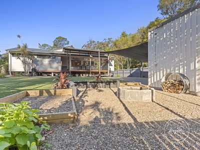 8 Gympie Street South, Landsborough