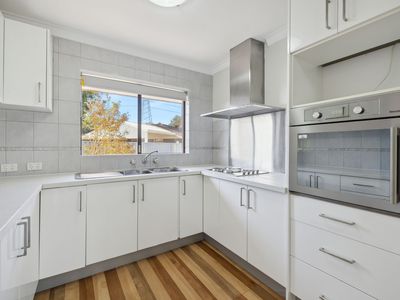 16 Chester Place, Beechboro