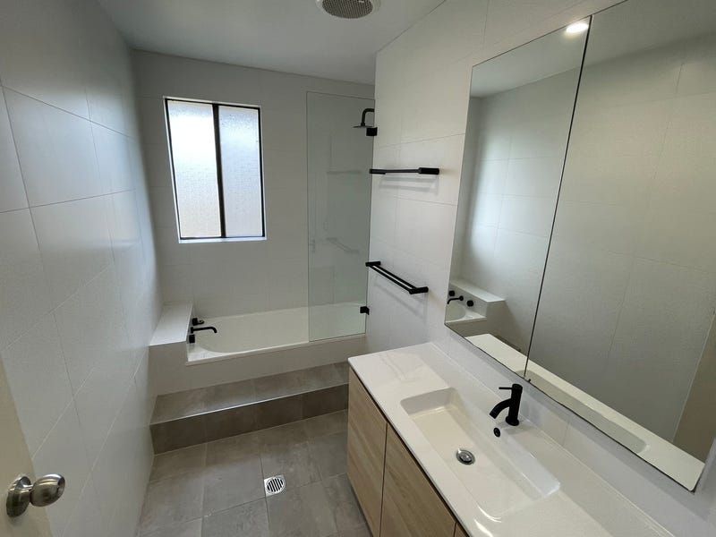 58 Eastern Road, Quakers Hill