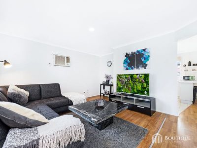8 Hillview Rise, Hampton Park