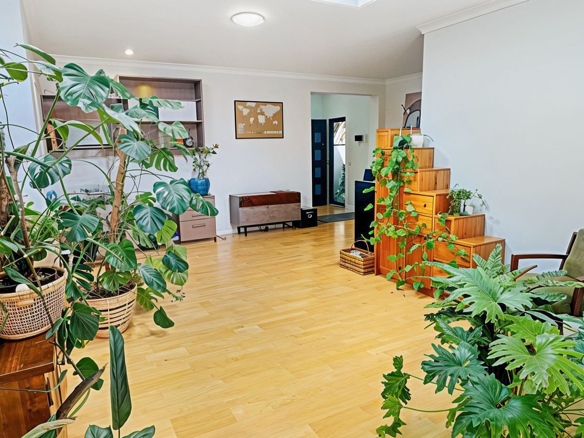 7 Lancaster Close, Portland, VIC, Portland - Thumbnail 2