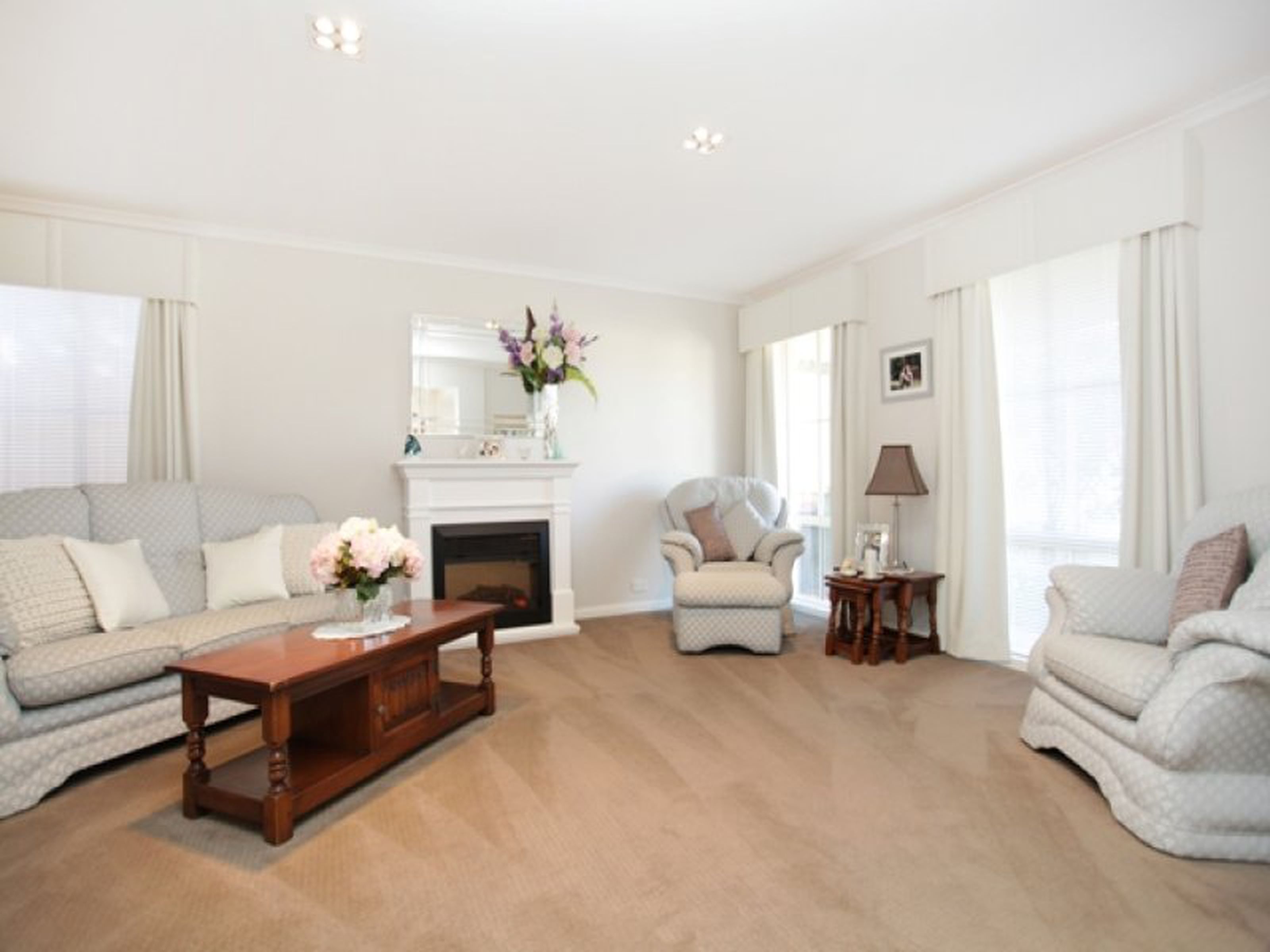 15 Dunna Place, GLENMORE PARK