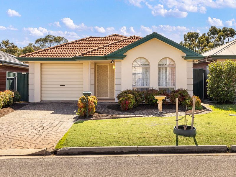 22 Brookside Street, Oakden