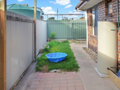 4 / 17 Stawell Road, Horsham