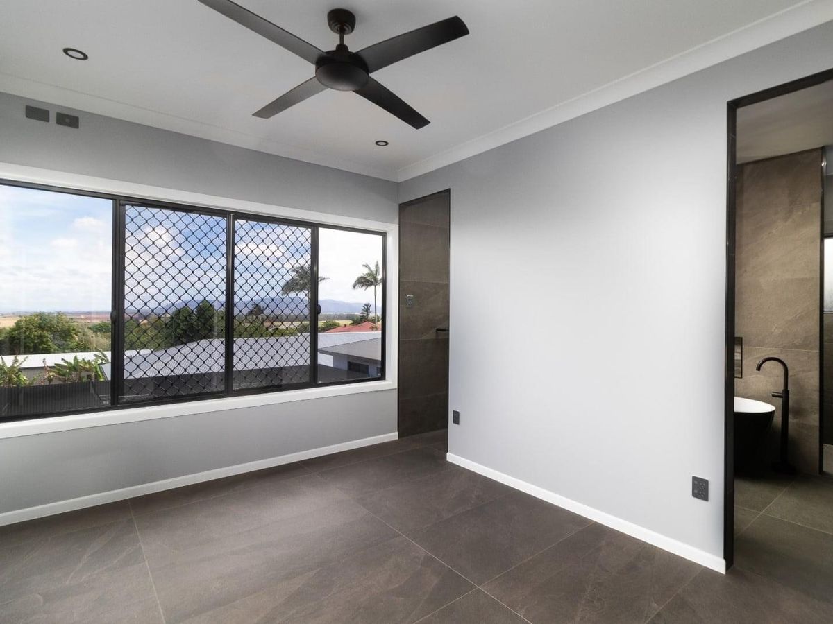 6 Jackson Drive, Atherton