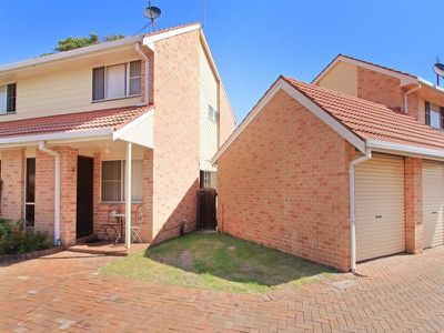 6 / 3 Commerce Drive, Lake Illawarra