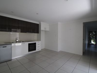 1 / 10 Firestone Avenue, Pimpama