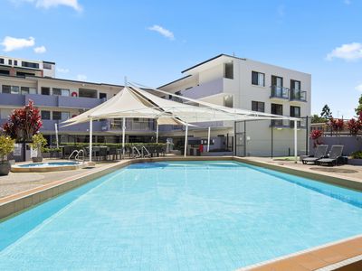 1 / 136 Marine Parade, Southport