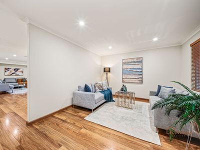 2 / 94 Hobbs Avenue, Como