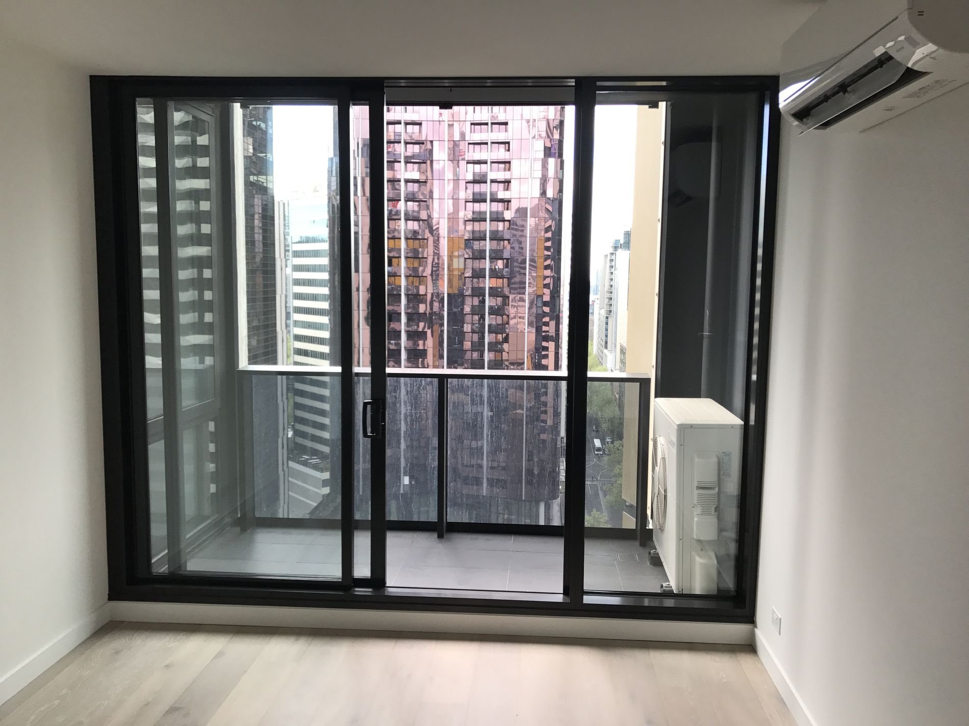 1908 / 81 A'Beckett Street, Melbourne