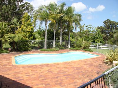 8 Chelmsbrook Drive, Rainbow Flat