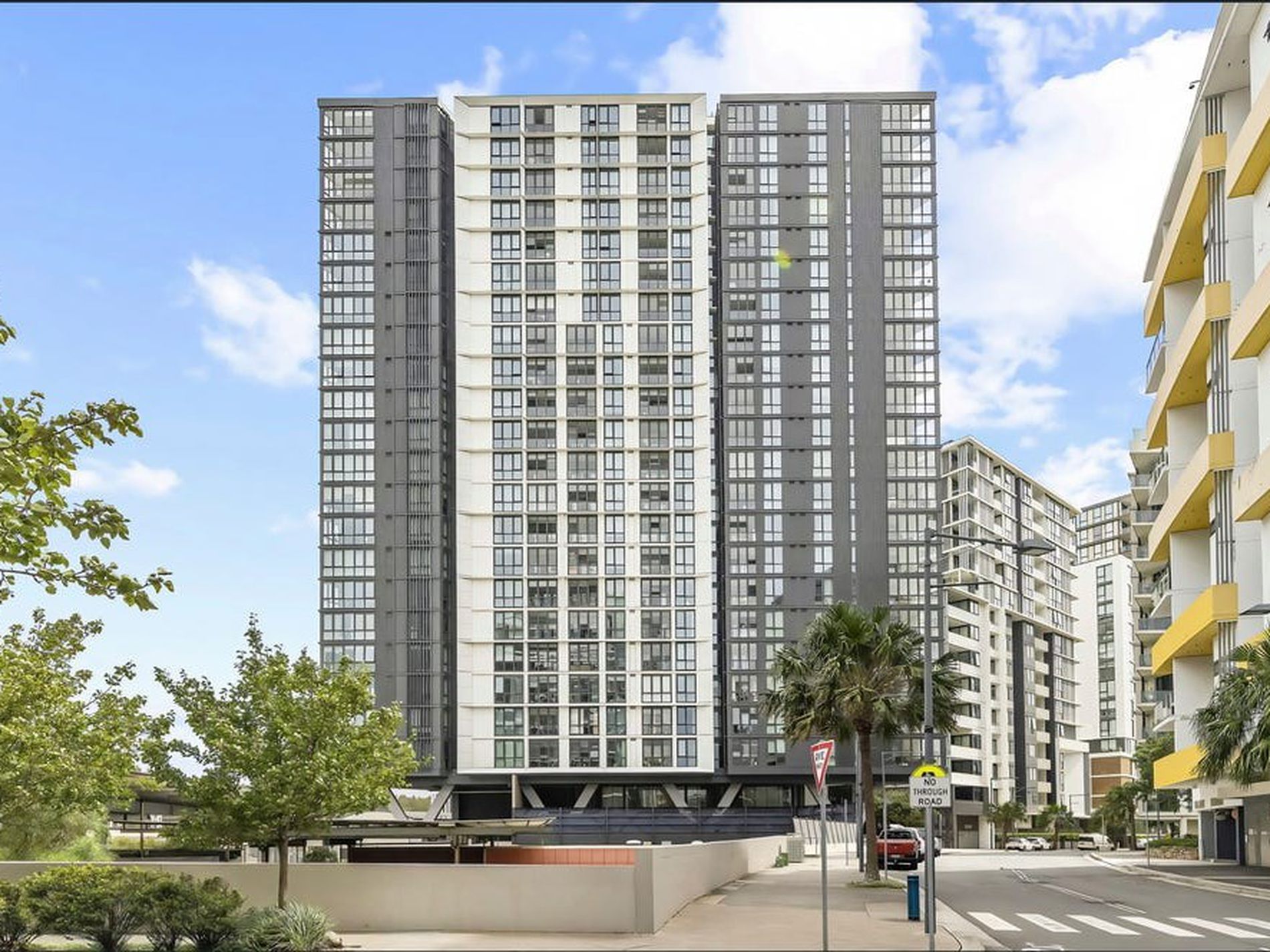 2009 / 9 Brodie Spark Drive, Wolli Creek